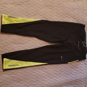 Nike Dri Fit Running Tights 3/4 Length Size Small